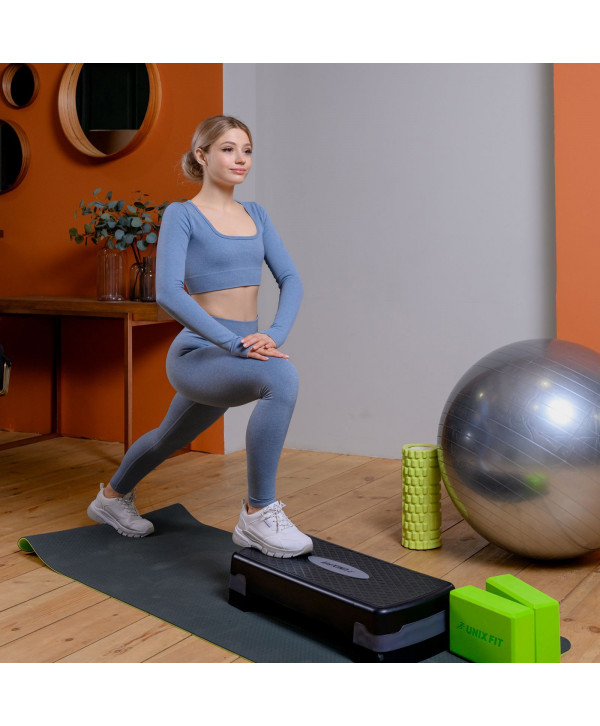 Степ-платформа UNIX Fit для фитнеса 2 уровня, 68 см, серый