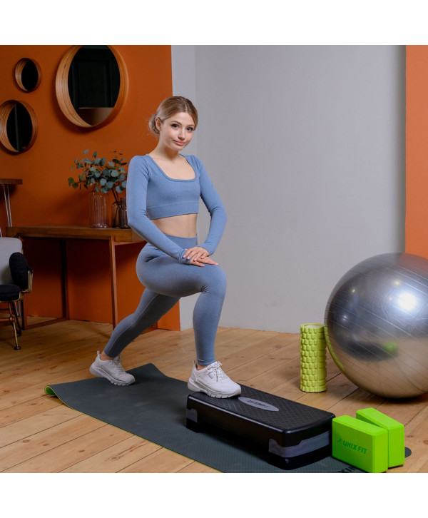 Степ-платформа UNIX Fit для фитнеса 2 уровня, 68 см, серый